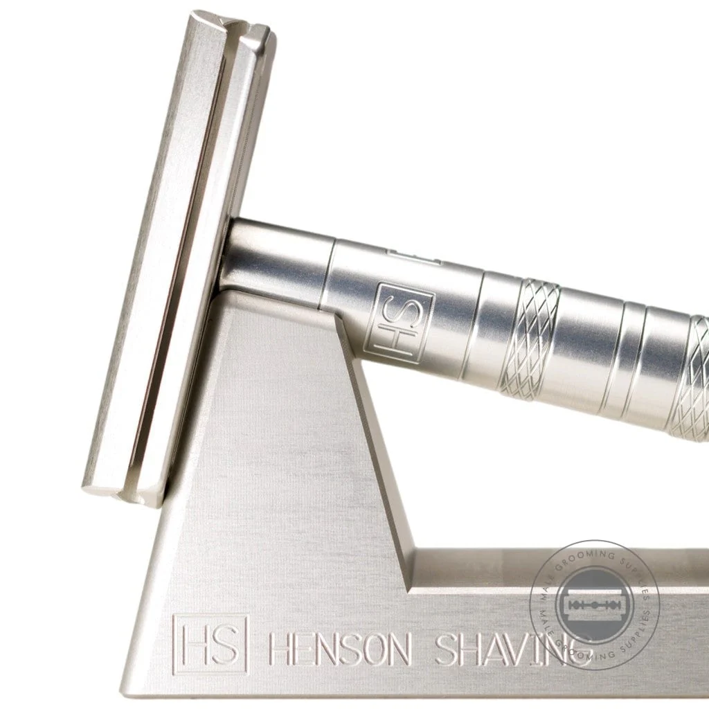Henson AL13 Safety Razor V2.0 - Aircraft Aluminium - Image 4